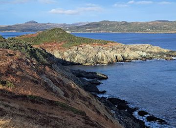 saint-pierre-and-miquelon/langlade/landmark/middle-head-lighthouse