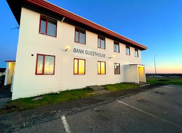 iceland/keflavik/landmark/bank-guesthouse