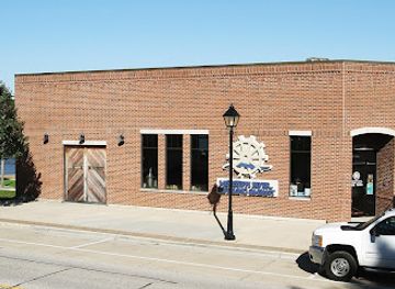 illinois/quad-cities/landmark/mississippi-river-distilling-company