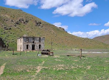 oregon/grant-county/landmark/mose-hart-stone-house