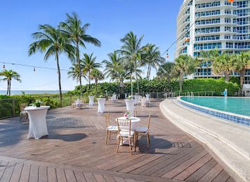 florida/fort-lauderdale-beach/landmark/b-ocean-resort-fort-lauderdale-beach