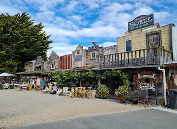 new-zealand/bay-of-plenty/landmark/riverstone-castle