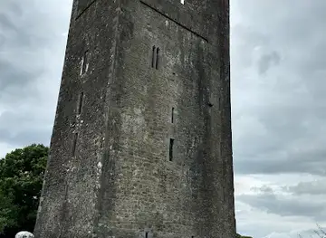 Glenquin Castle