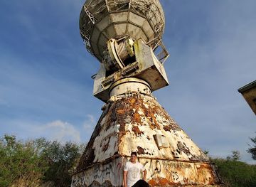 northern-mariana-islands/koblerville/landmark/abandoned-pacific-barrier-radar-iii