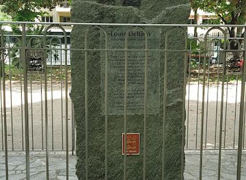 france/nice/landmark/square-de-l-escadrille-normandie-niemen