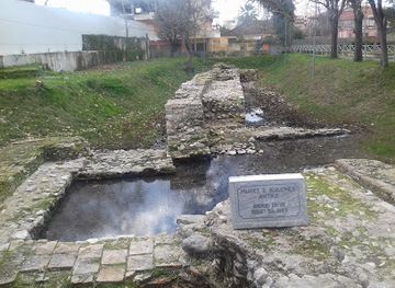 albania/laberia/landmark/the-wall-ruins-of-the-ancient-city-of-aulon-vlore