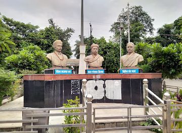 india/gwalior/landmark/gwalior-purana-padaav-gate