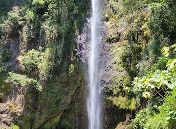 costa-rica/guanacaste/landmark/viento-fresco-waterfall