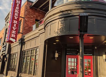 iowa/ankeny/landmark/the-district-venue