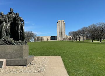 canada/western-canada/landmark/north-dakota-state-capitol