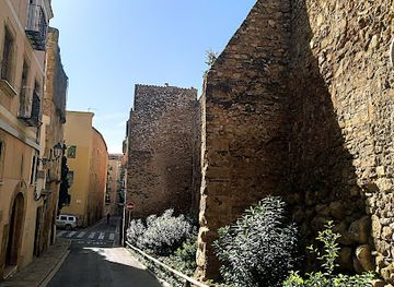 spain/tarragona/landmark/muralla-romana-de-tarragona