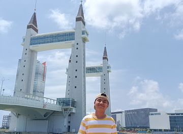 malaysia/terengganu/landmark/jambatan-angkat-kuala-terengganu