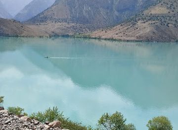 tajikistan/iskanderkul-lake/landmark/kuli-iskandarkul