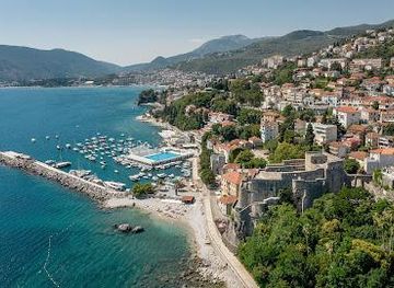 montenegro/bay-of-kotor/landmark/forte-mare-fortress