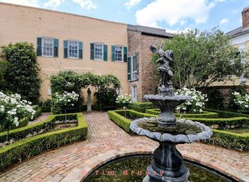 louisiana/new-orleans/landmark/bk-historic-house-and-gardens