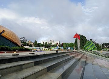 vietnam/dalat/landmark/lam-vien-square