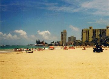 puerto-rico/san-juan/isla-verde/landmark/isla-verde-beach