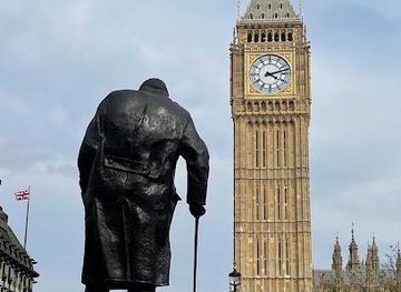 united-kingdom/windsor/attraction/sir-winston-churchill-statue-2