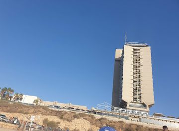 israel/tel-aviv/landmark/dog-beach