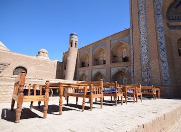 uzbekistan/khiva/itchan-kala/landmark/allakuli-khan-madrassah