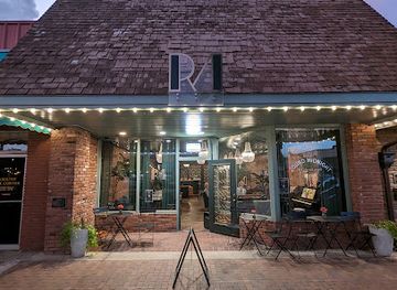 oklahoma/edmond/landmark/round-midnight