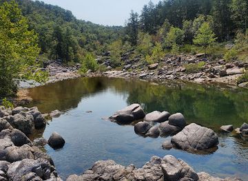 missouri/johnson-s-shut-ins-state-park/landmark/shut-ins-trail