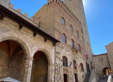 italy/san-gimignano/landmark/torri-degli-ardinghelli