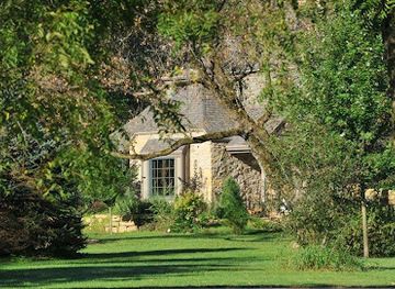 illinois/driftless-area/landmark/inn-at-irish-hollow