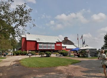 indiana/northern-indiana/landmark/the-barns-at-nappanee