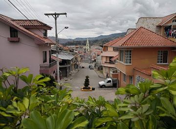 ecuador/azuay-region/landmark/chordeleg-park