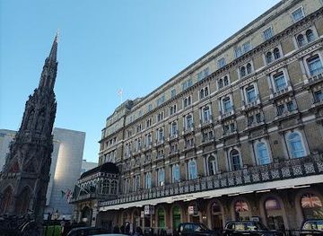 united-kingdom/london/landmark/charing-cross