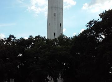 florida/southeast-florida/landmark/sulphur-springs-water-tower