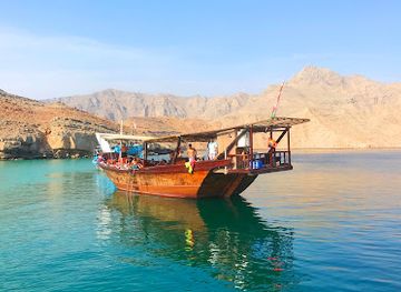 oman/musandam-governorate/landmark/musandam-dhow-tours-khasab