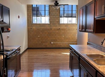 indiana/terre-haute/landmark/historic-walnut-square-apartments