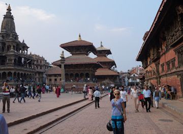 nepal/patan/mangal-bazaar/landmark/mul-chowk