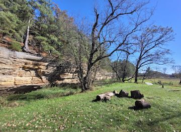 wisconsin/driftless-area/landmark/pier-county-park