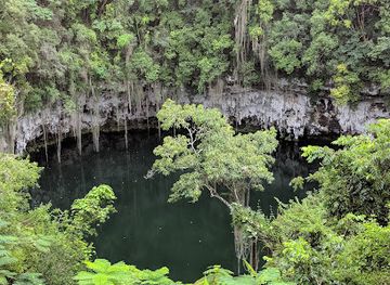 dominican-republic/eastern-plains/landmark/the-three-eyes-national-park
