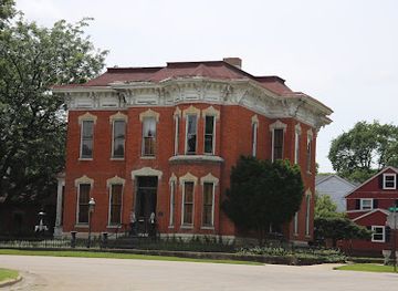 illinois/northwestern-illinois/landmark/william-h-holcomb-house