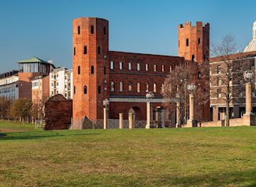 italy/turin/landmark/palatine-gate