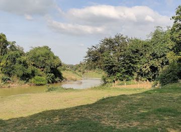 cambodia/battambang/sangkat-svay-por/landmark/watkor-ancient-house