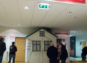 iceland/hveragerði/landmark/vinbuoin