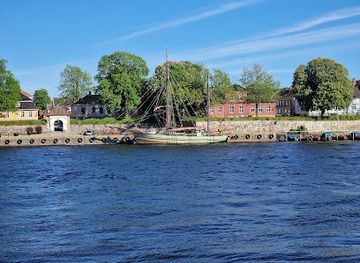 norway/fredrikstad/landmark/fredrikstad-ferry-port
