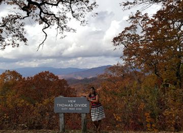 tennessee/appalachian-mountains/landmark/thomas-divide-overlook