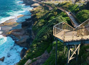 australia/sydney-basin/landmark/bondi-to-coogee-walk