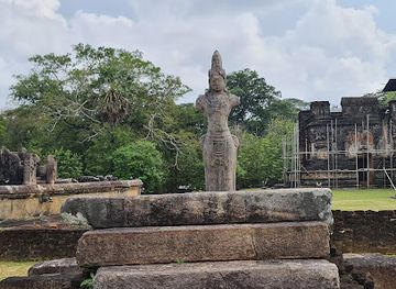 sri-lanka/polonnaruwa-district/landmark/polonnaruwa-ancient-city