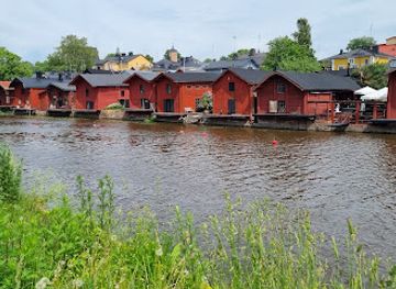 finland/porvoo/landmark/porvoon-museo-holmin-talo