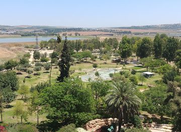 israel/jezreel-valley/landmark/ma-ayan-harod-national-park-gideon-s-spring