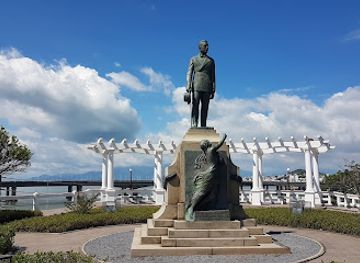 brazil/florianopolis/centro/landmark/lookout-square-hercilio-luz