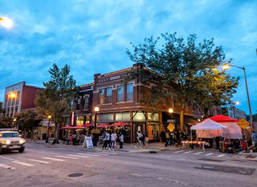 illinois/champaign/landmark/farren-s-pub-eatery