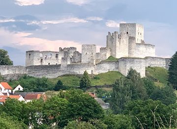 czechia/sumava/landmark/rabi-castle